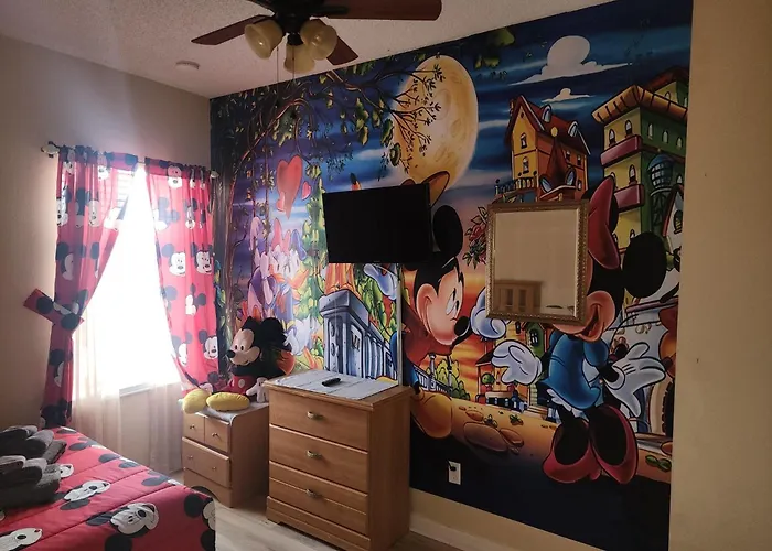 Triton Vacation Pool Home Near Disney